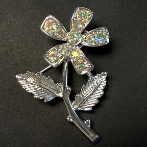 Vintage Signed Sarah Coventry Silver Tone Multi-Colored Rhinestone Flower Brooch